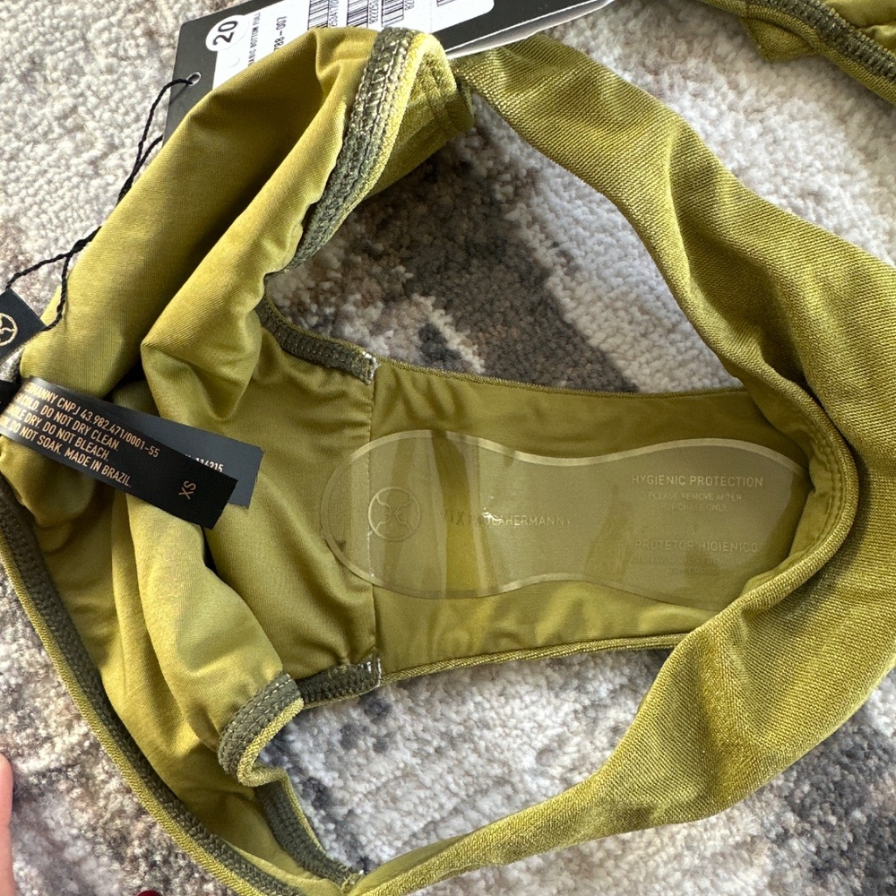Bikini - Picture 6 of 6